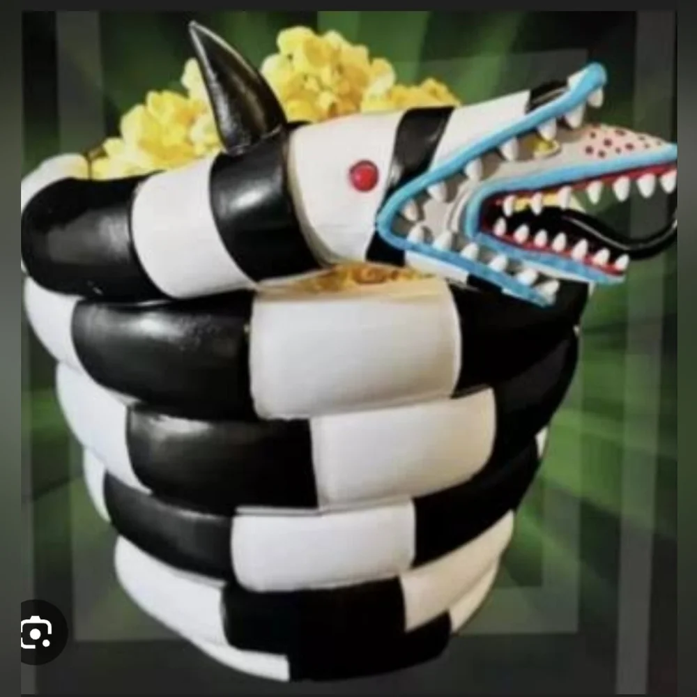 New Beetlejuice 2 Sandworm Popcorn Halloween Bucket Regal Exclusive - Picture 1 of 7